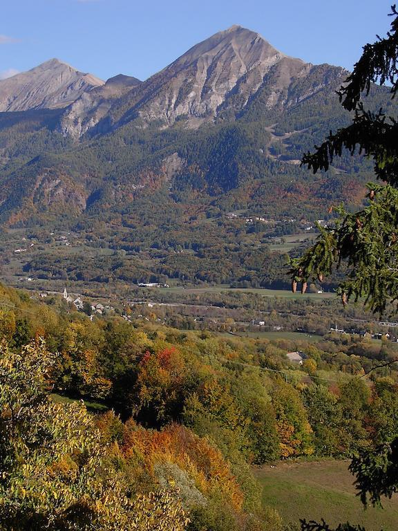Les Chemins Verts Buissard Bagian luar foto